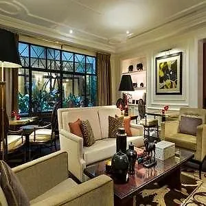 Hotel Francois 1er Parigi