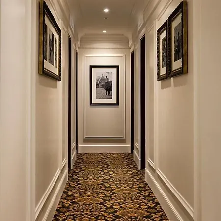 Francois 1er Hotel Parigi