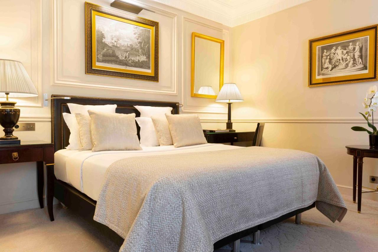 Francois 1er Hotel 4*