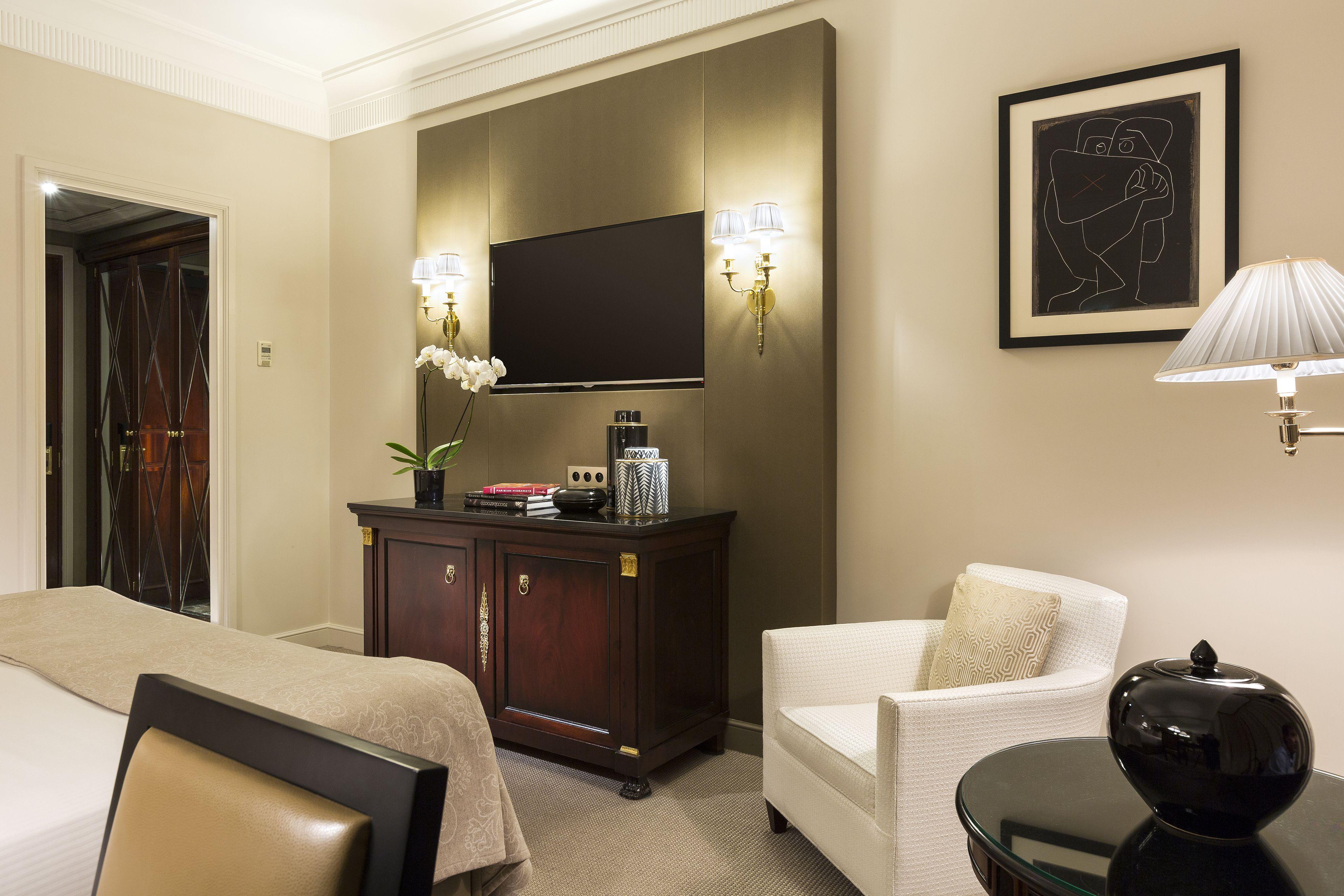 Francois 1er Hotel 4*
