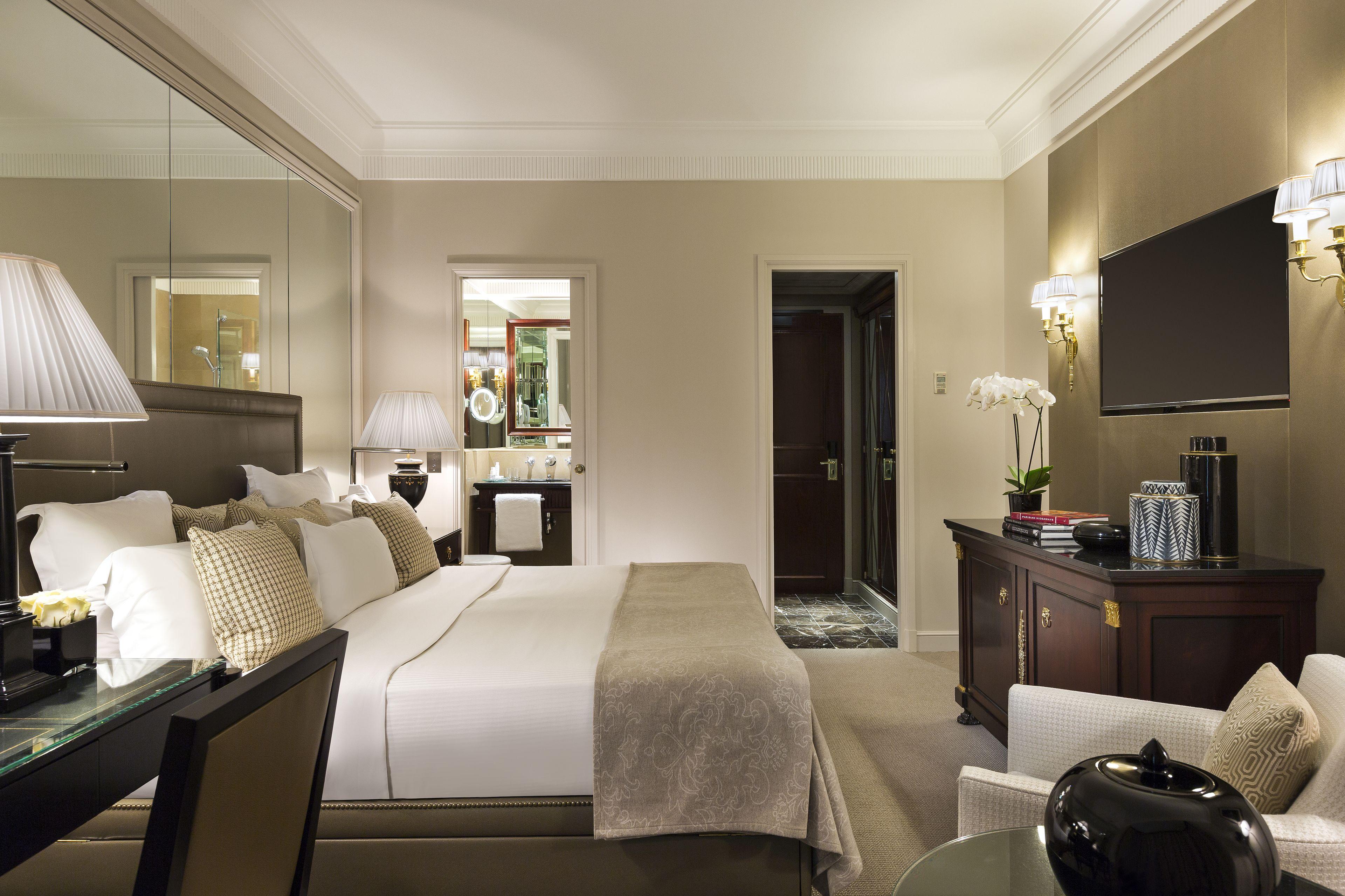 Francois 1er Hotel 4*